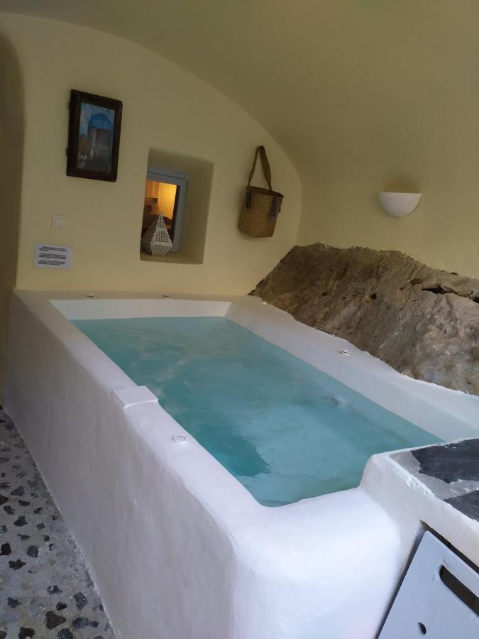 Barbarossa Suites Emporio  ภายนอก รูปภาพ
